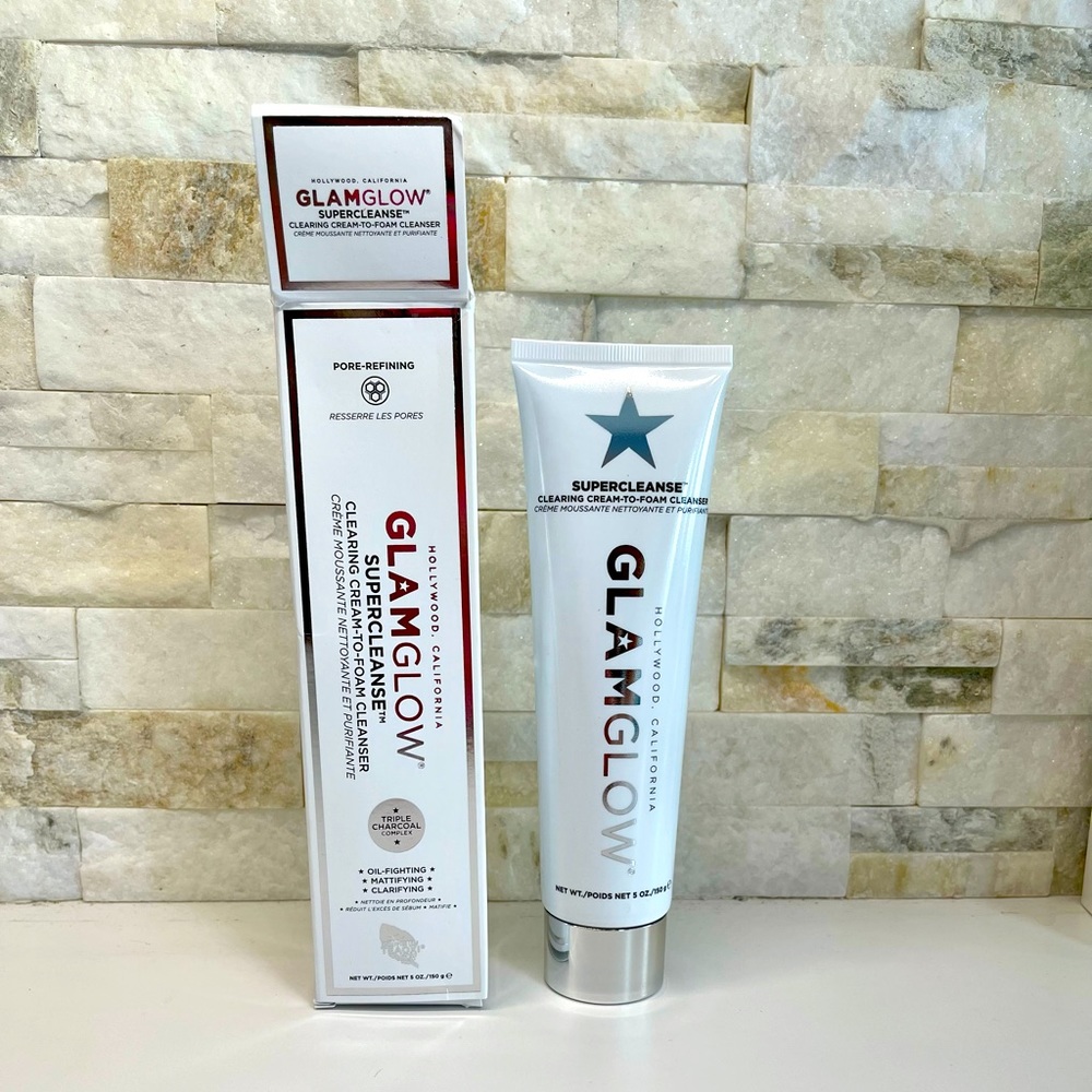 ✨ BRAND NEW GLAMGLOW SUPERCLEANSE ✨